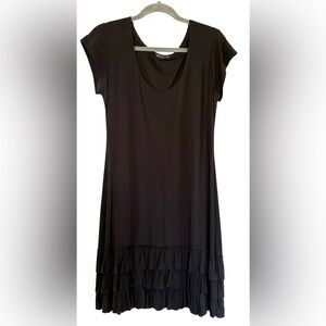 Zen-Knits Black Ruffle Short Sleeve Dress